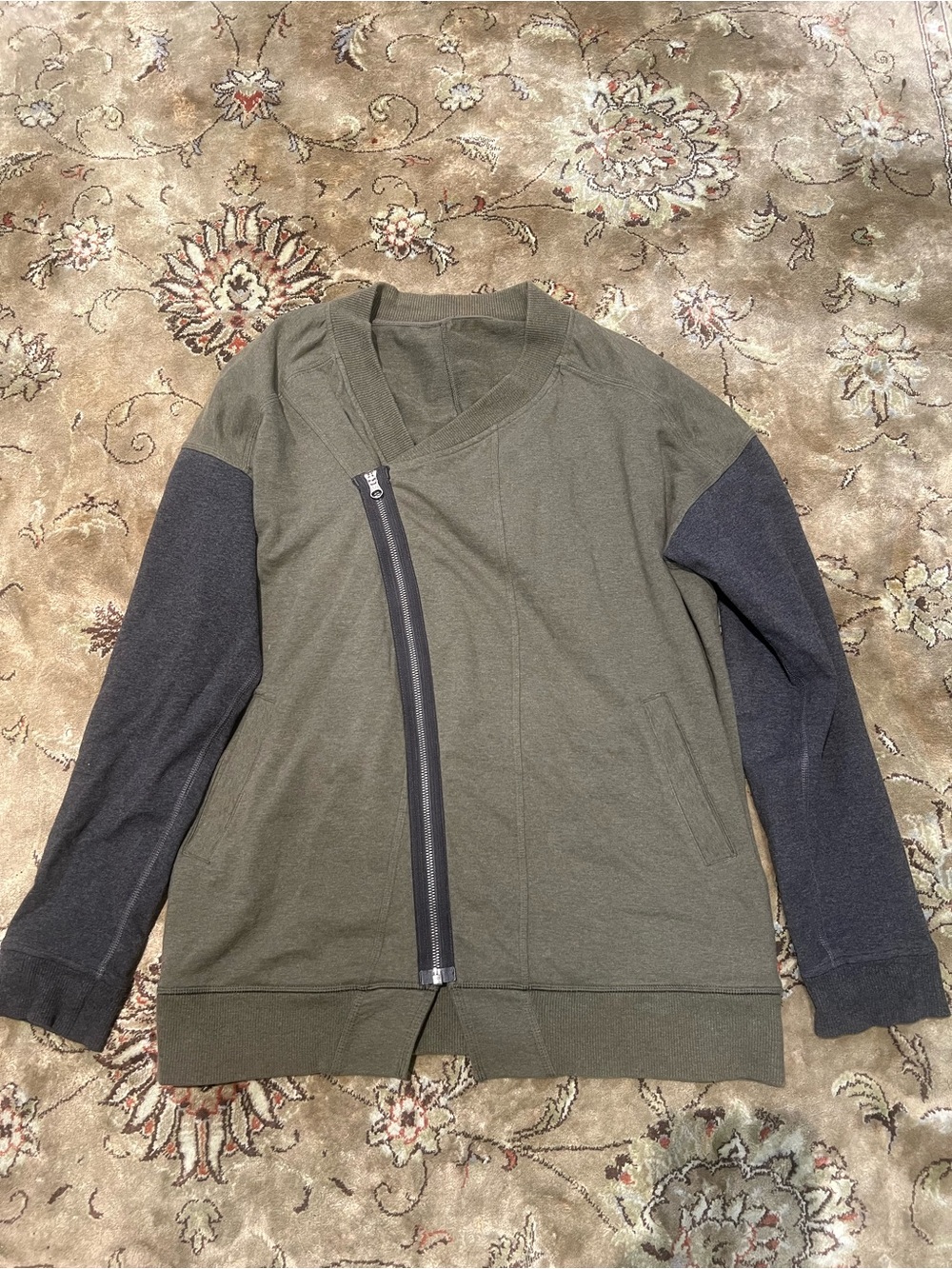 Vintage Lululemon bomber sweater jacket size 8